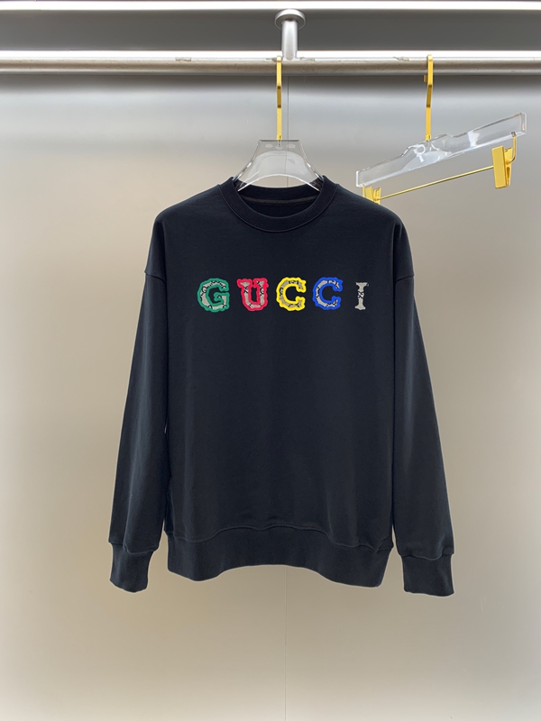 ブランドパーカー側面デザイン